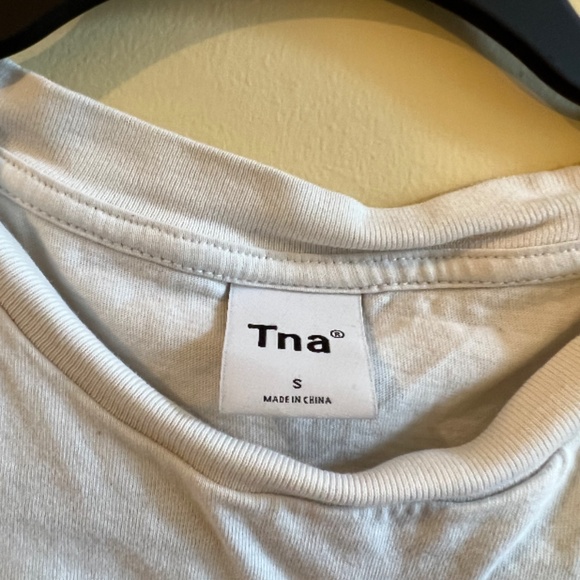 TNA Boxy Crop Tee - Picture 2 of 2